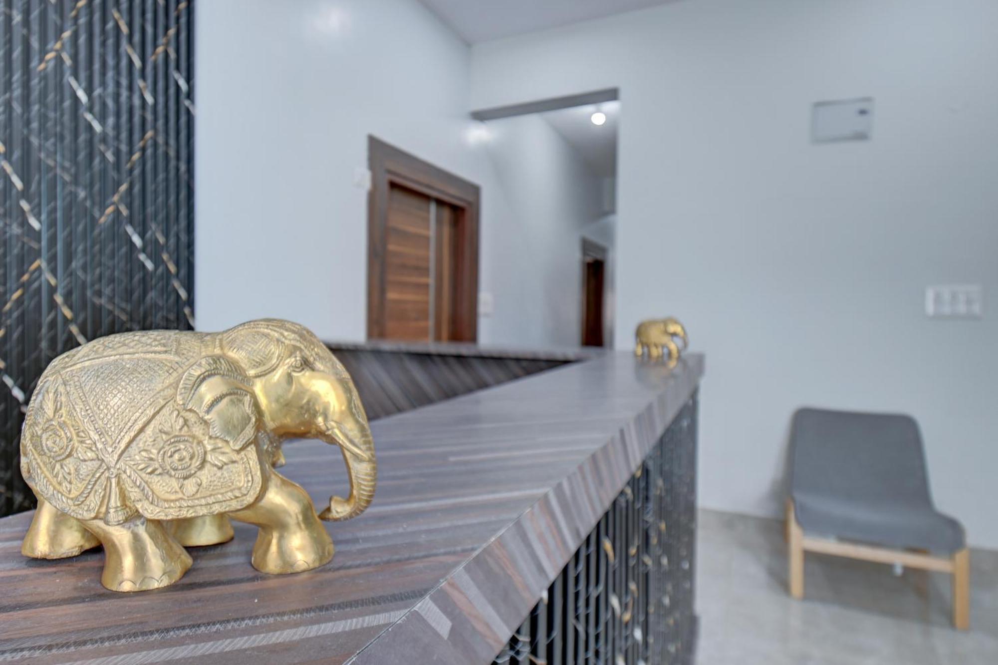 Hotel Cloud 9 Luxury Stay Mysore Eksteriør billede
