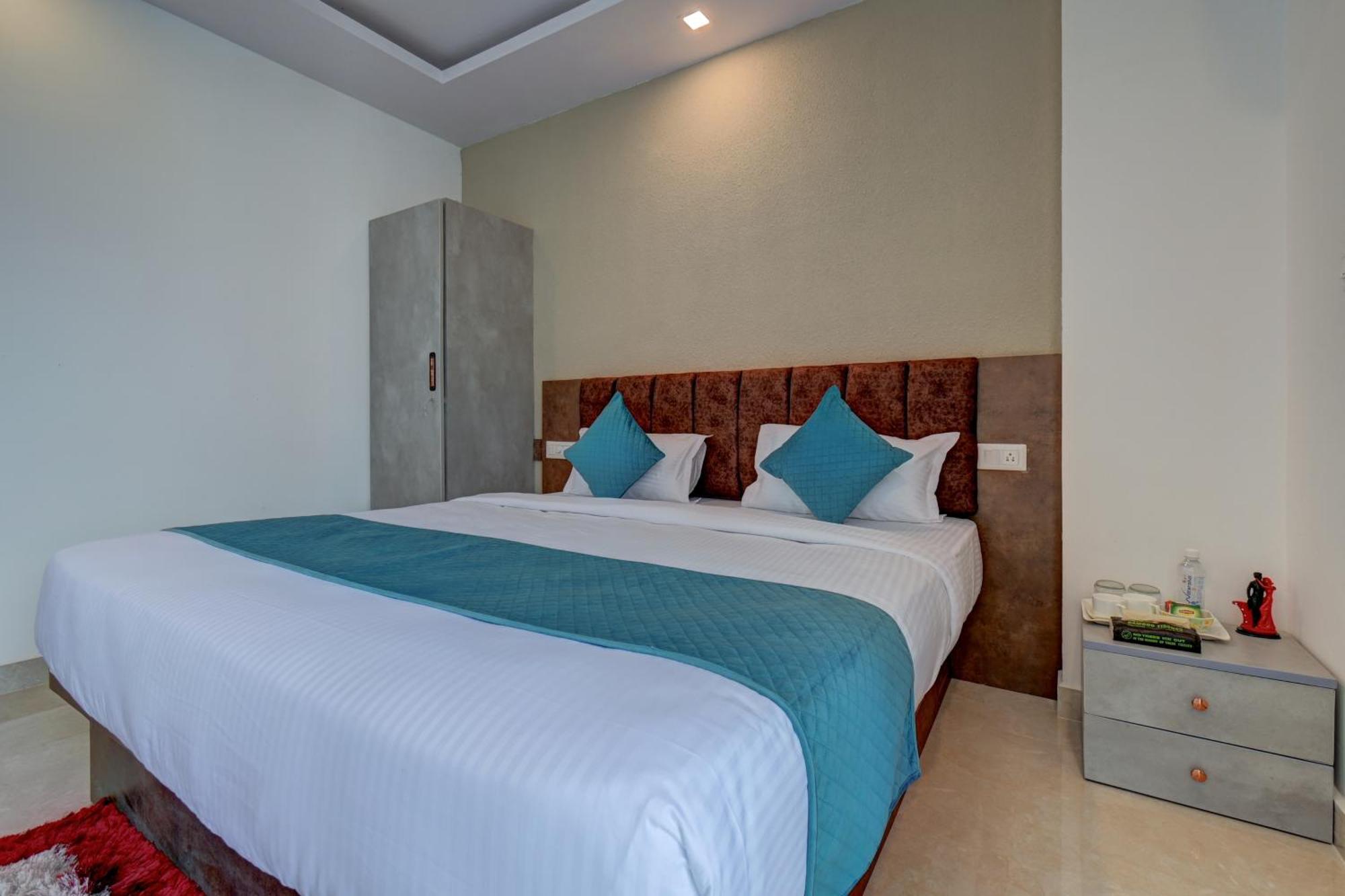 Hotel Cloud 9 Luxury Stay Mysore Eksteriør billede